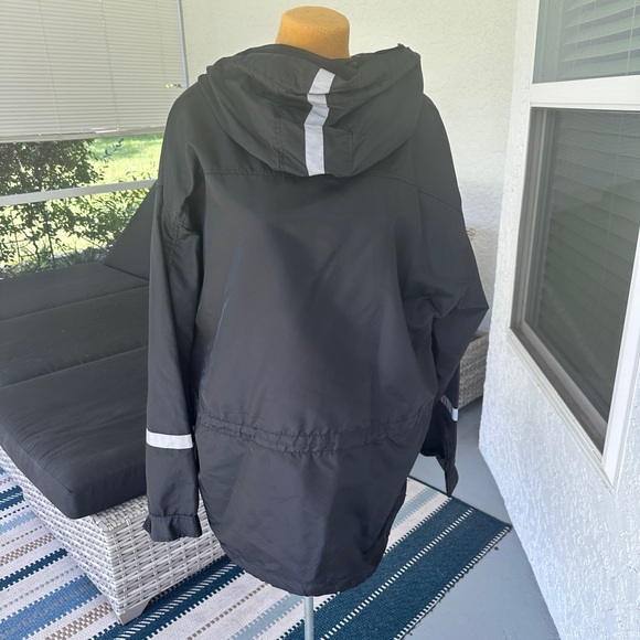 Gap Athletic Gear Windbreaker, Size XL - Picture 3 of 9